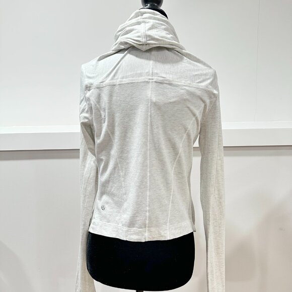 Lululemon Iconic Wrap Heathered White Size 8 - Picture 8 of 14